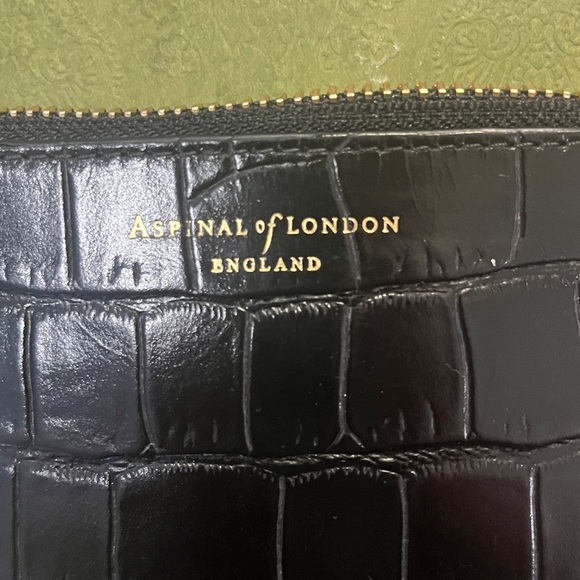 Aspinal of London Small Essential Flat Pouch Blac Croc Embossed 4 x 5.5 NIB - Picture 2 of 6